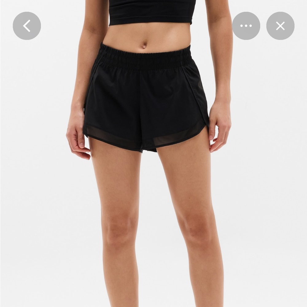 Athleta Mesh Racer Run Short 4" Black Shorts Size XS